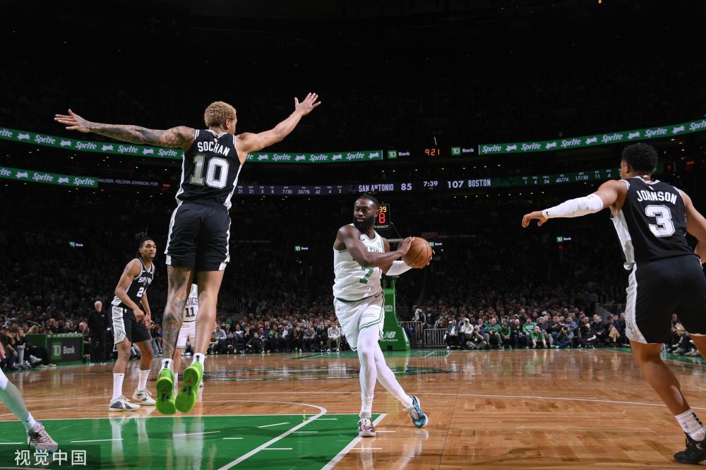 迷感到困惑 迷感到困惑