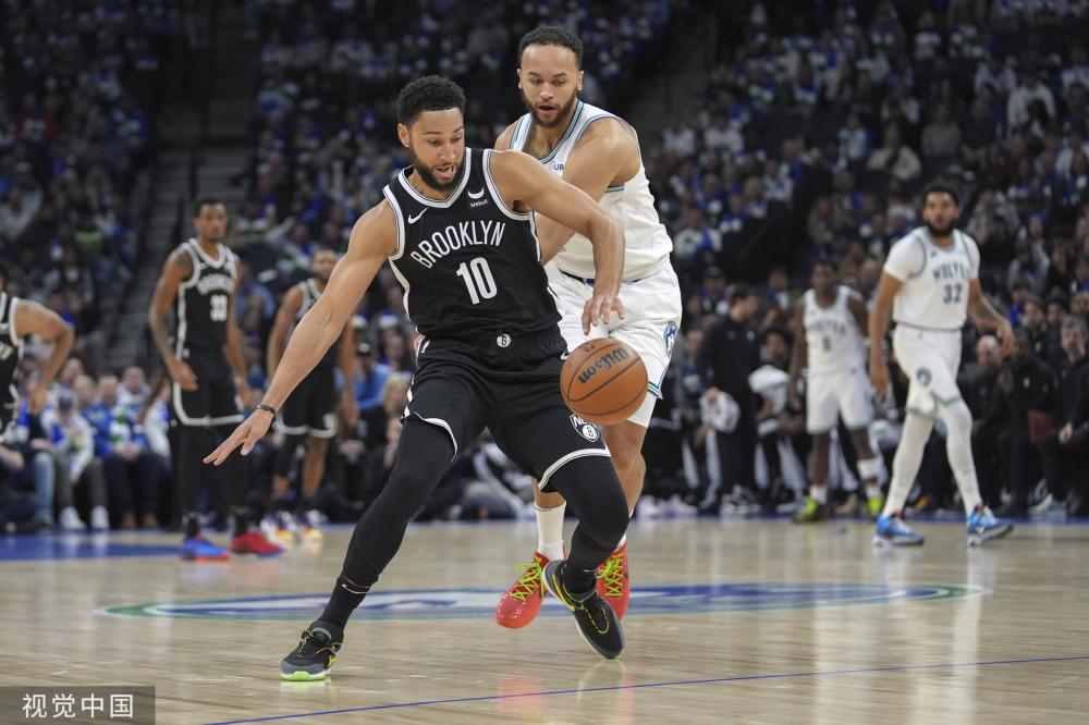 以他顽强的 以他顽强的