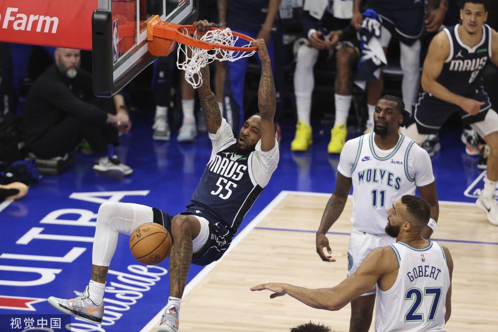 禁区内插上 禁区内插上